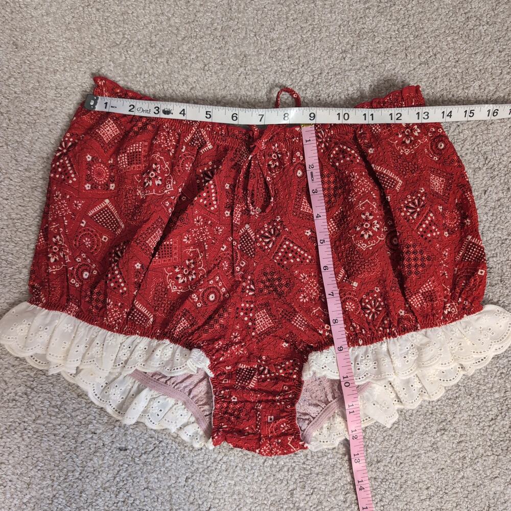 Red Bandana Print Ruffle Shorts - Picture 6 of 6